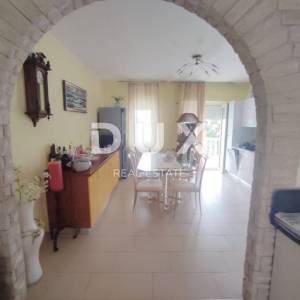 ISTRA, POREČ - Apartmanska kuća nedaleko od centra i predivnih plaža