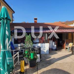 ISTRA, POREČ - Apartmanska kuća s pet stambenih jedinica i s puno potencijala