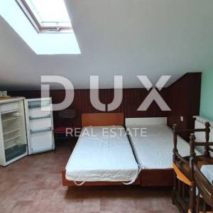 ISTRA, POREČ - Apartmanska kuća s pet stambenih jedinica i s puno potencijala