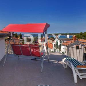 ISTRA, POREČ - Apartmanska kuća s pogledom na more