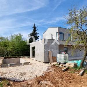 ISTRA, POREČ - Atraktivna kuća s bazenom