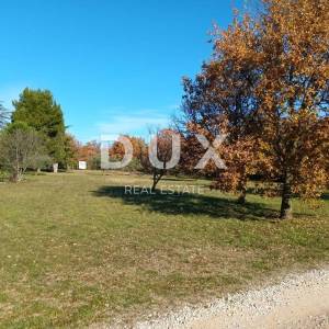 ISTRA, POREČ- Atraktivno zemljište za turističku namjenu