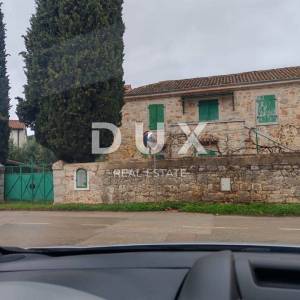 ISTRA, POREČ Autentična kamena kuća nadomak plaža! RIJETKOST NA TRŽIŠTU!