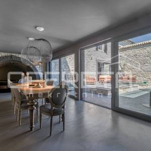Istra, Poreč – autentična kamena vila s modernim luksuzom
