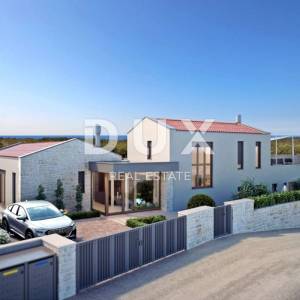 ISTRA, POREČ - Besprijekorna vila na rubu naselja