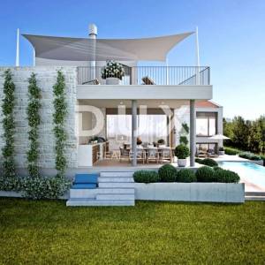 ISTRA, POREČ - Besprijekorna vila na rubu naselja