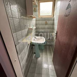 Istra, Poreč - centar, 71.20m2, 2s+db, okućnica 192m2