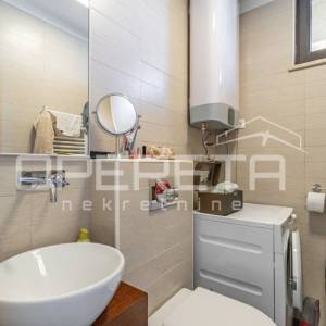 Istra, Poreč centar - Atraktivan penthouse 110 m2 s pogledom na more i garažom