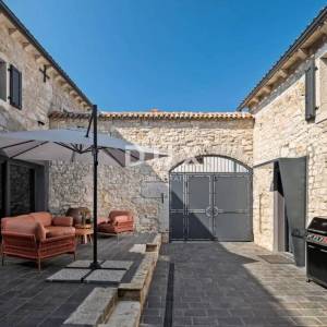 ISTRA, POREČ - Dizajnerska kamena kuća