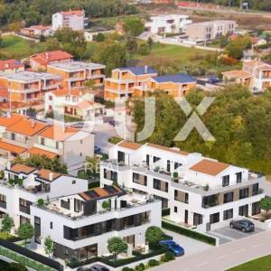 ISTRA, POREČ - Dvojna novogradnja s vrtom blizu mora