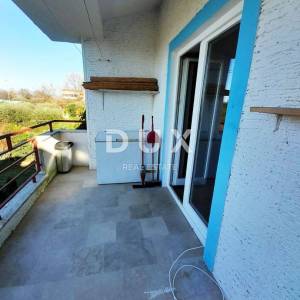 ISTRA, POREČ - Dvosoban stan na 1.katu 1500m od mora