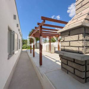 ISTRA, POREČ - Ekskluzivna dizajnerska obiteljska vila s wellness oazom i grijanim bazenom