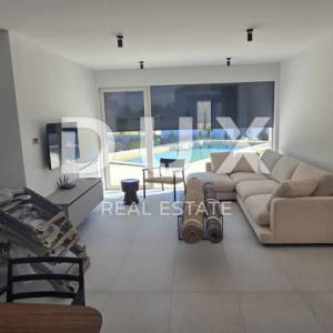 ISTRA, POREČ - Ekskluzivna moderna vila s bazenom