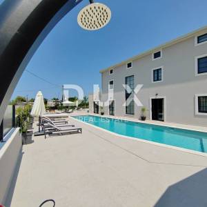 ISTRA, POREČ - Ekskluzivna vila s bazenom