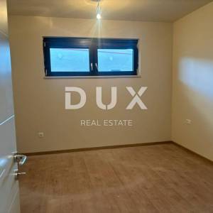ISTRA, POREČ - Ekskluzivni penthouse s krovnom terasom i otvorenim pogledom na more!