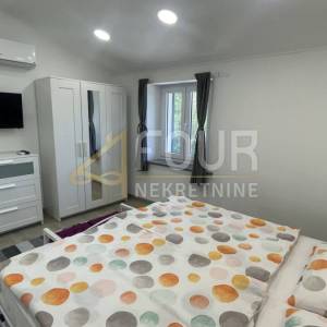 Istra, Poreč, kamena vila s bazenom