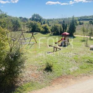 Istra, Poreč, kamena vila s bazenom