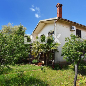 ISTRA, POREČ - Kuća s 3 stana i višenamjenskim poslovnim prostorom, pogled na more!!!