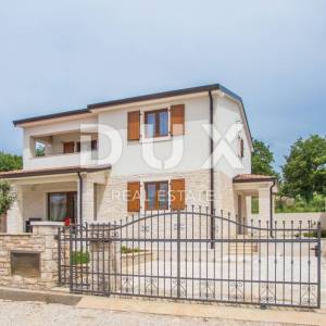 ISTRA, POREČ - Kuća s bazenom nedaleko Poreča