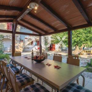 ISTRA, POREČ - Kuća sa bazenom i uređenom okućnicom
