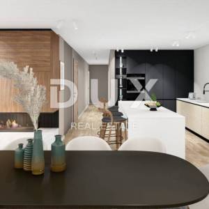ISTRA, POREČ  Luksuzan penthouse sa predivnim pogledom na grad i more