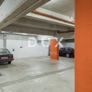 ISTRA, POREČ -Luksuzan stan u centru grada i pogledom na more