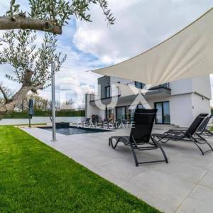 ISTRA, POREČ - Moderna vila s bazenom