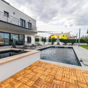 ISTRA, POREČ - Moderna vila s bazenom