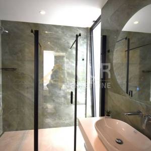 Istra, Poreč, moderna villa s bazenom, krovna terasa, sauna