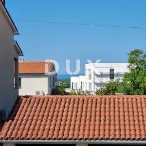 ISTRA, POREČ - Novoadaptirani dvoetažni stan