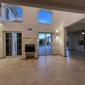 Istra, Poreč, novogradnja, luksuzna vila s bazenom