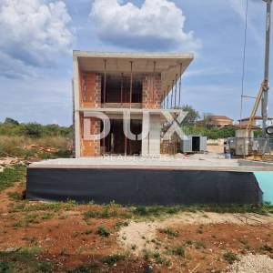 ISTRA, POREČ - Novogradnja modernog dizajna s bazenom