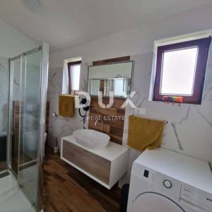 ISTRA, POREČ - Obiteljska kuća na poželjnoj lokaciji