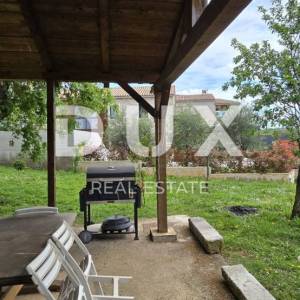 ISTRA, POREČ - Obnovljena istarska kuća s vrtom