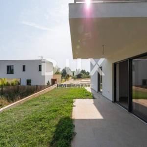 ISTRA, POREČ, OKOLICA - 3SS+DB stan u prizemlju novogradnje