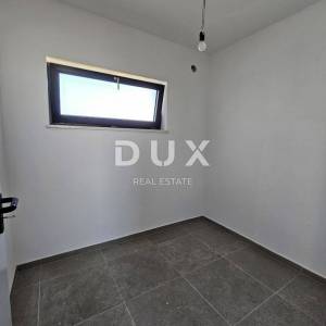 ISTRA, POREČ, OKOLICA - 3SS+DB stan na prvom katu sa krovnom terasom