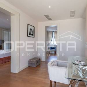 ISTRA, POREČ (OKOLICA) - Bezvremenska vila s bazenom - investicija u luksuz