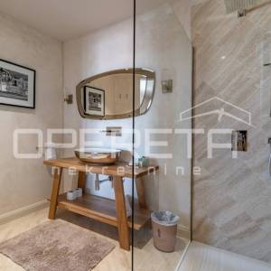 ISTRA, POREČ (OKOLICA) - Bezvremenska vila s bazenom - investicija u luksuz
