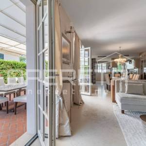 ISTRA, POREČ (OKOLICA) - Bezvremenska vila s bazenom - investicija u luksuz
