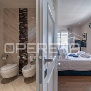 ISTRA, POREČ (OKOLICA) - Bezvremenska vila s bazenom - investicija u luksuz