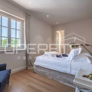 ISTRA, POREČ (OKOLICA) - Bezvremenska vila s bazenom - investicija u luksuz
