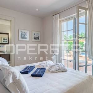 ISTRA, POREČ (OKOLICA) - Bezvremenska vila s bazenom - investicija u luksuz