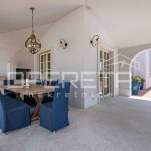 ISTRA, POREČ (OKOLICA) - Bezvremenska vila s bazenom - investicija u luksuz