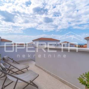 ISTRA, POREČ (OKOLICA) - Bezvremenska vila s bazenom - investicija u luksuz
