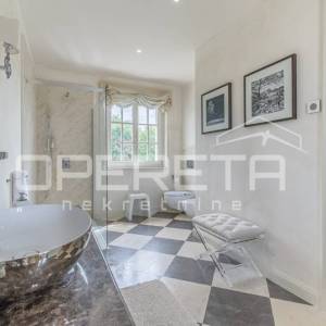 ISTRA, POREČ (OKOLICA) - Bezvremenska vila s bazenom - investicija u luksuz
