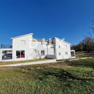 ISTRA, POREČ (OKOLICA) - Dvije kuće sa zajedničkim bazenom