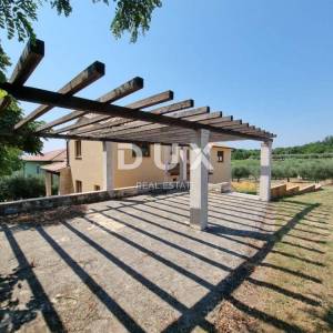 ISTRA, POREČ (OKOLICA) - Dvojna kuća u visokoj roh bau fazi s pogledom na more