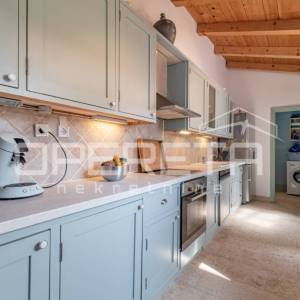 Istra, Poreč okolica- Kamena kuća s dvorištem