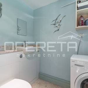 Istra, Poreč okolica- Kamena kuća s dvorištem