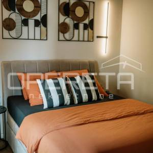 Istra, Poreč okolica - moderna dvojna kuća s bazenom – 700 m od mora
